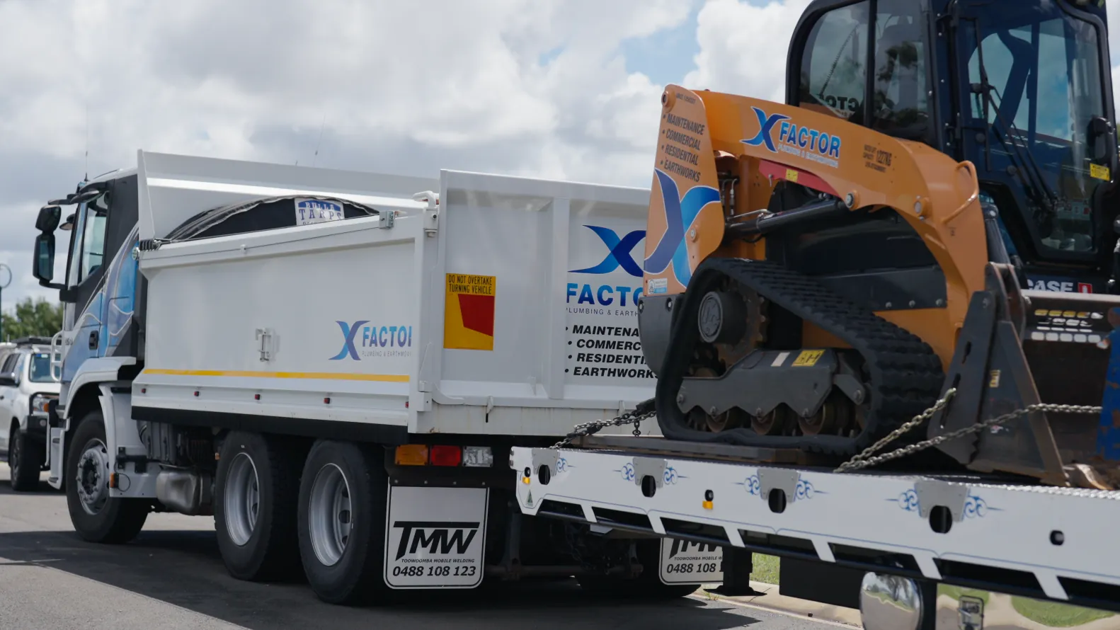 Home 12 Commercial vehicle insurance for earthmoving business trucks and machinery arranged through All Stars Broker.